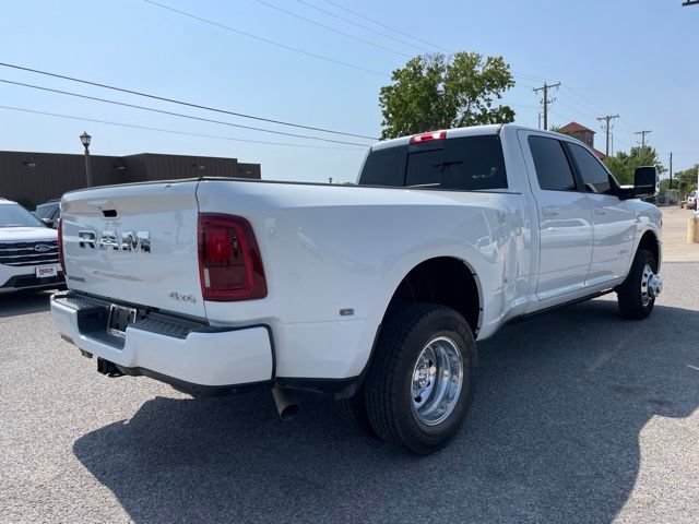 Used 2026 RAM 3500 Laramie AWD/4WD image 5