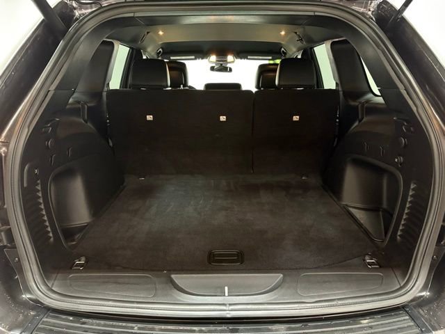 Used 2021 Jeep Grand Cherokee Laredo X image 10