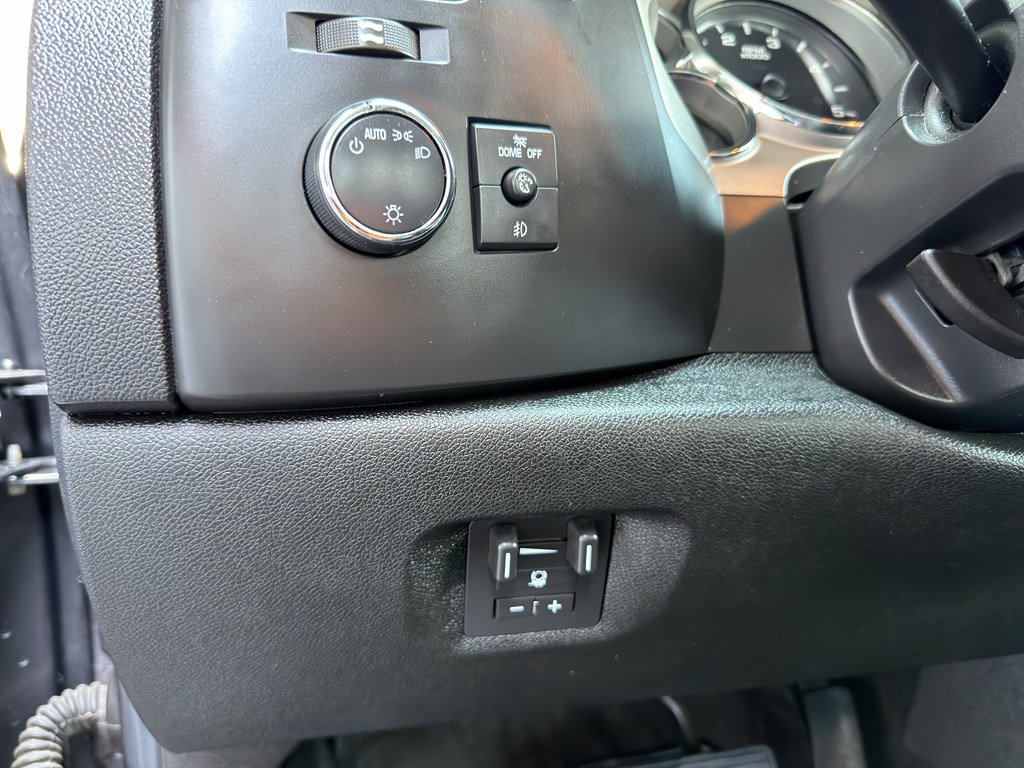 Used 2011 Chevrolet Silverado 2500 LT w/ Interior Plus Package AWD/4WD image 22