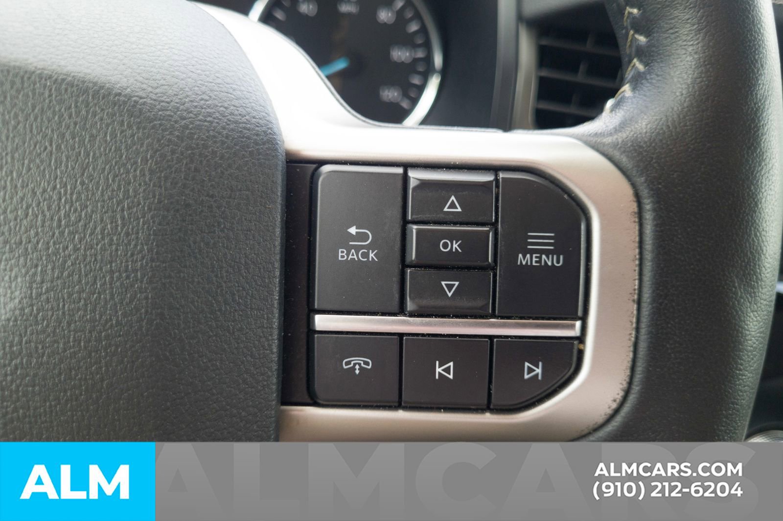 Used 2024 Ford Expedition XLT AWD/4WD image 28