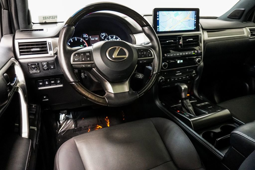 Used 2023 Lexus GX 460 Premium w/ Premium Plus Package image 15
