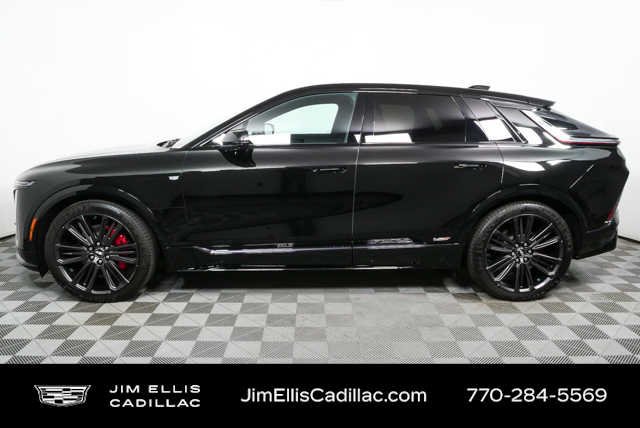Certified 2026 Cadillac Lyriq V w/ LPO, Floor Liner Package AWD/4WD image 32