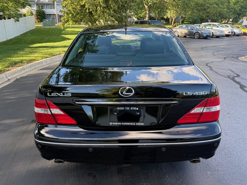 Used 2004 Lexus LS 430 RWD image 7