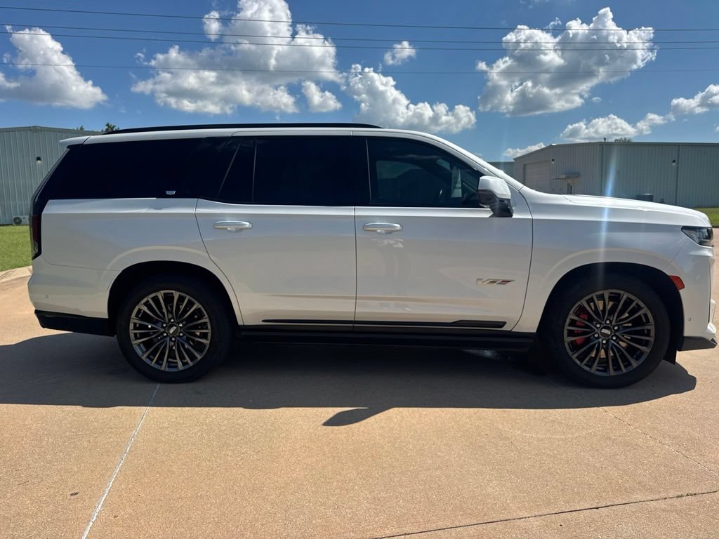 Certified 2023 Cadillac Escalade V w/ Heavy-Duty Trailer Package AWD/4WD image 6