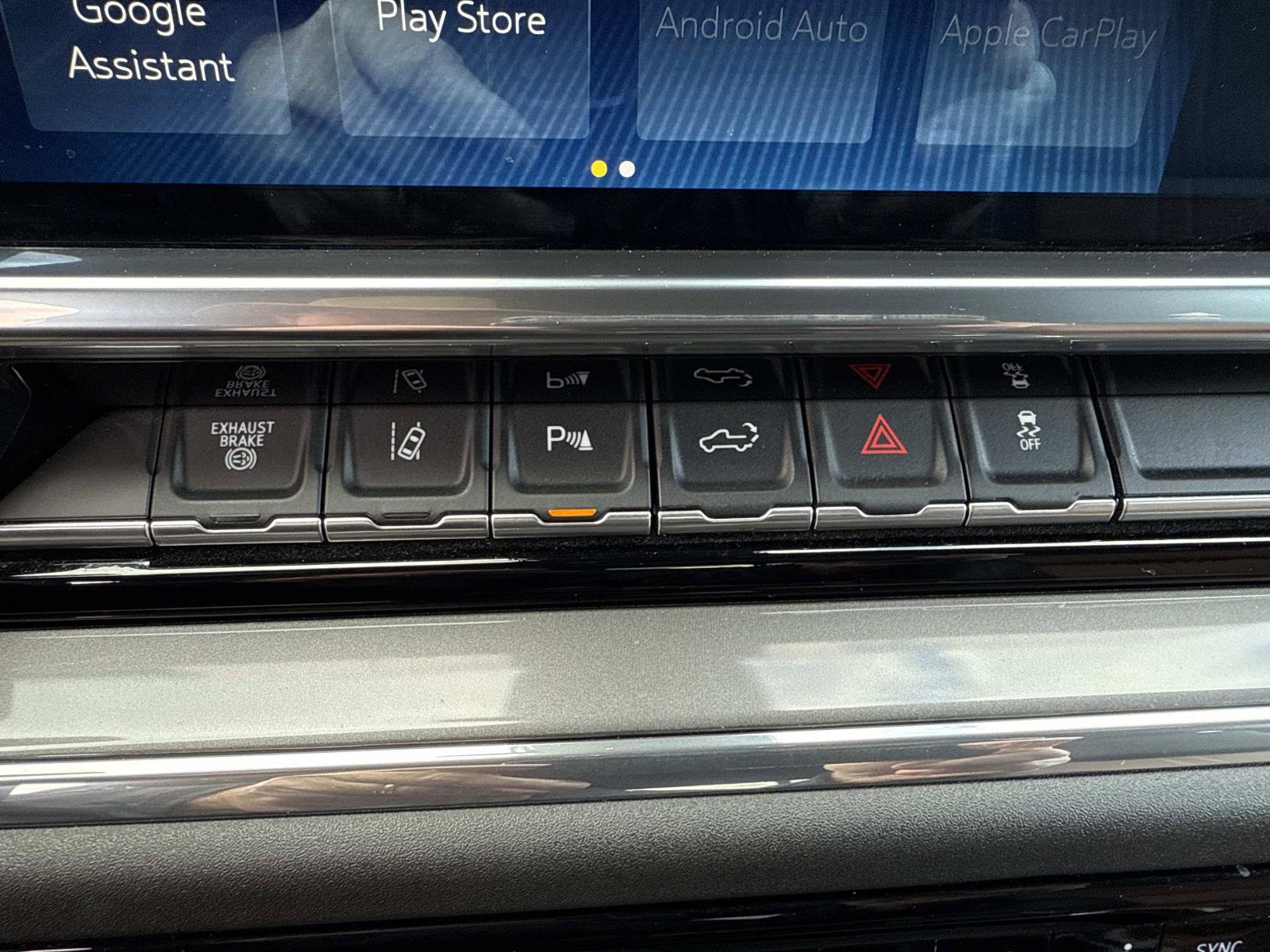 Used 2024 Chevrolet Silverado 2500 High Country image 25