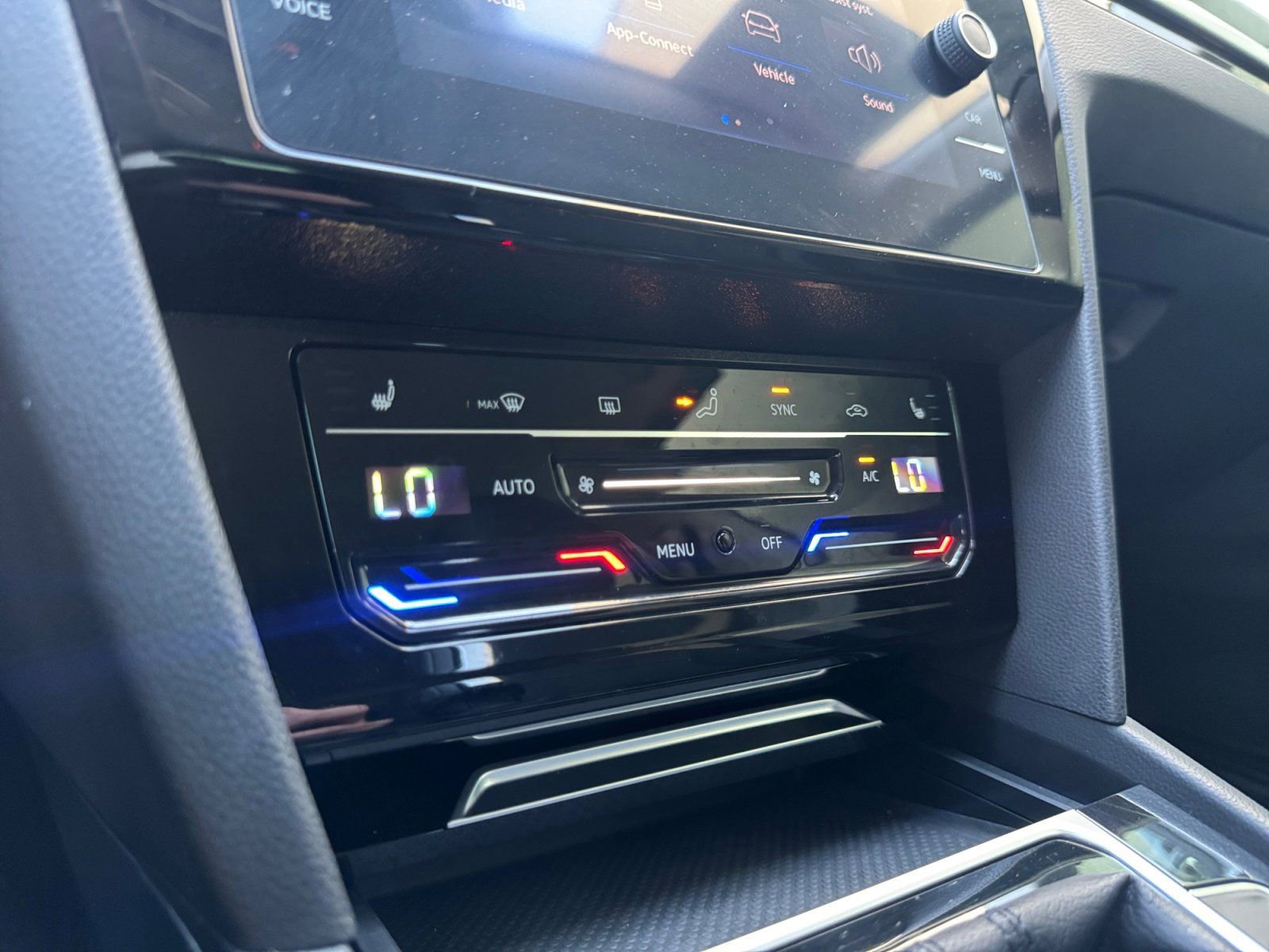 Used 2021 Volkswagen Arteon SE image 21