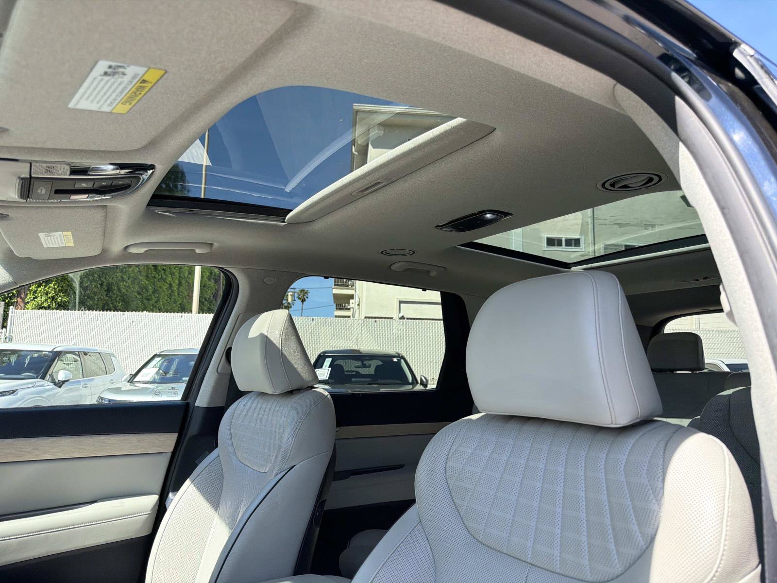Used 2024 Hyundai Palisade Limited FWD image 21