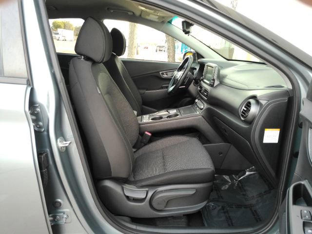 Used 2019 Hyundai Kona SEL image 18