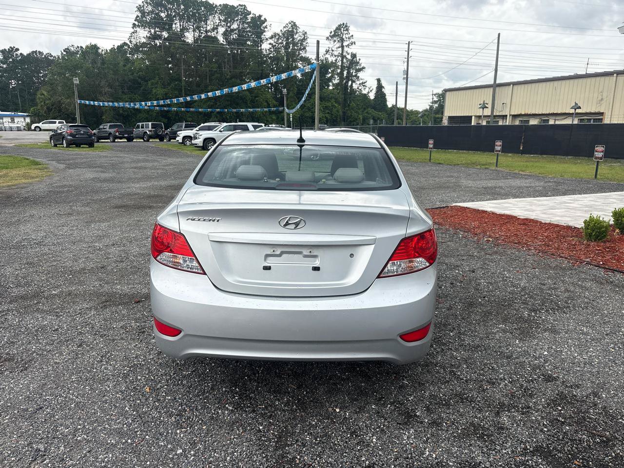 Used 2014 Hyundai Accent GLS w/ Option Group 2 FWD image 6