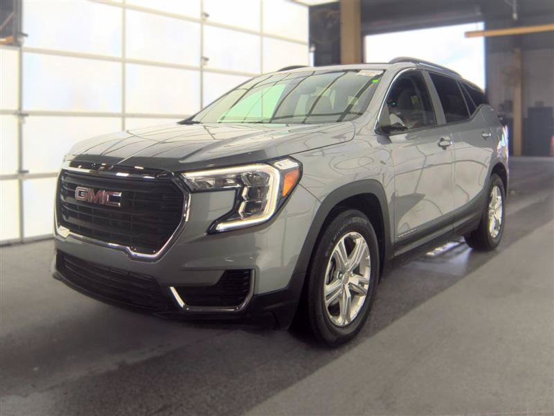 Used 2024 GMC Terrain SLE w/ Driver Convenience Package