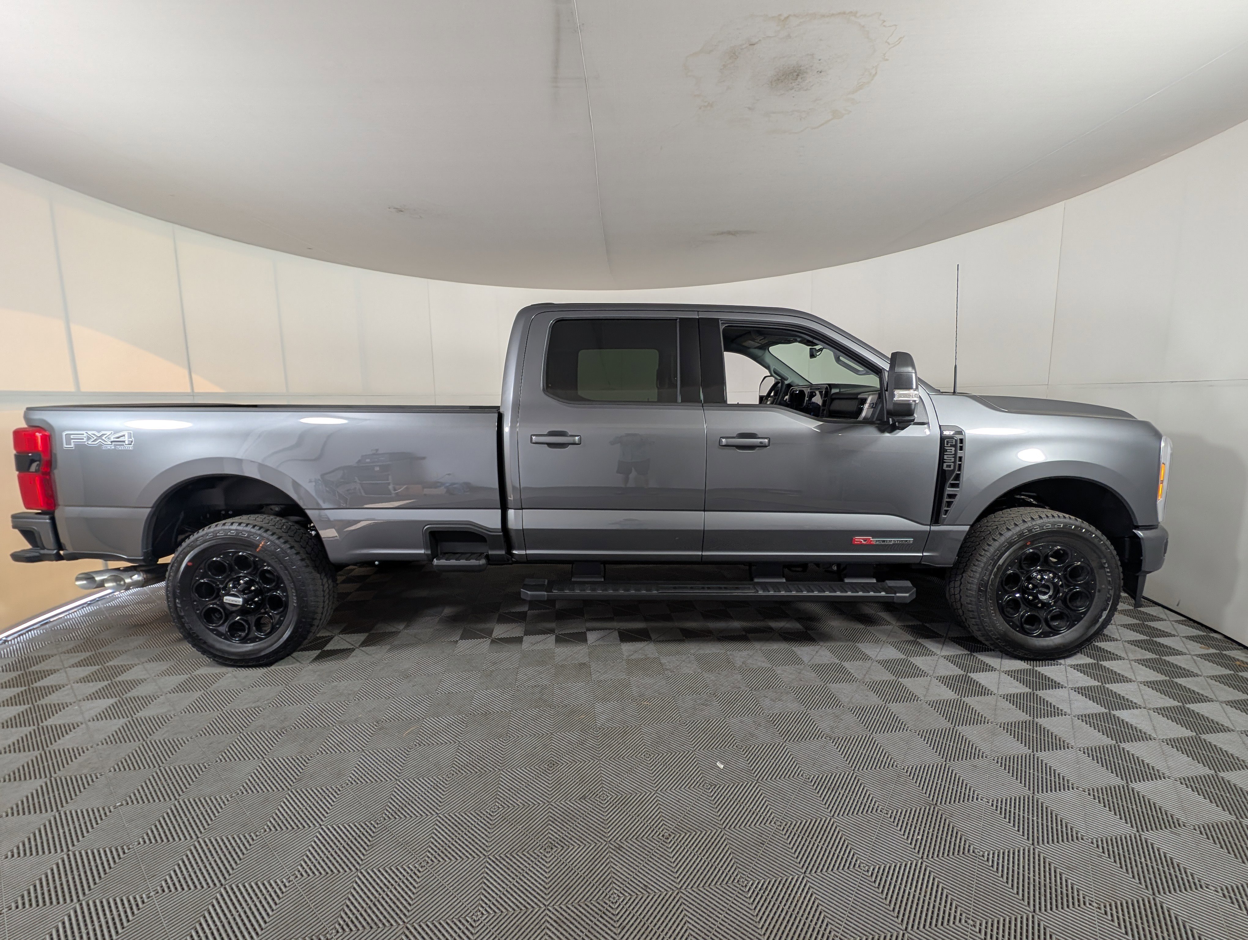 New 2026 Ford F350 XLT image 9