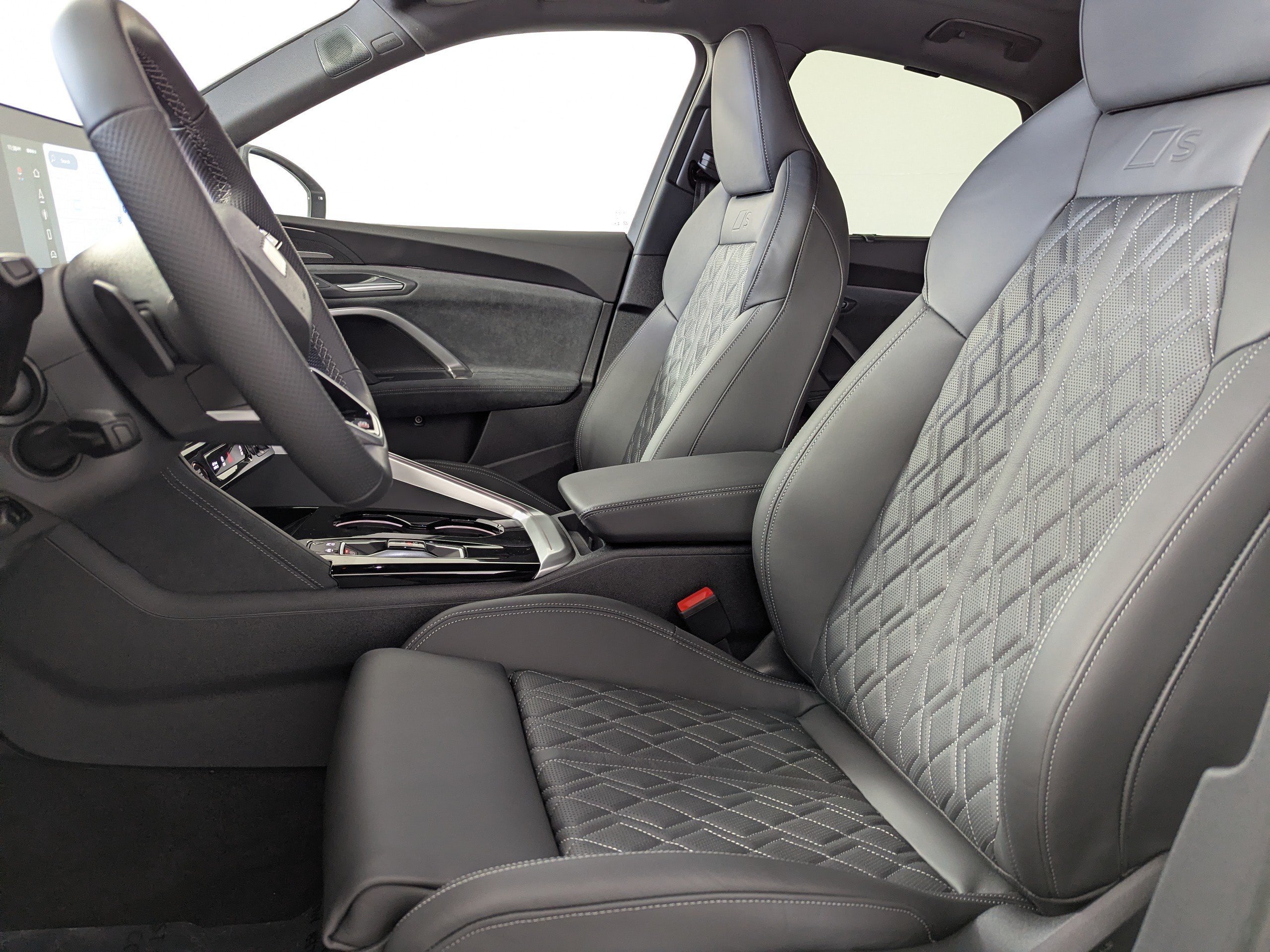 New 2026 Audi SQ5 Prestige AWD/4WD image 29
