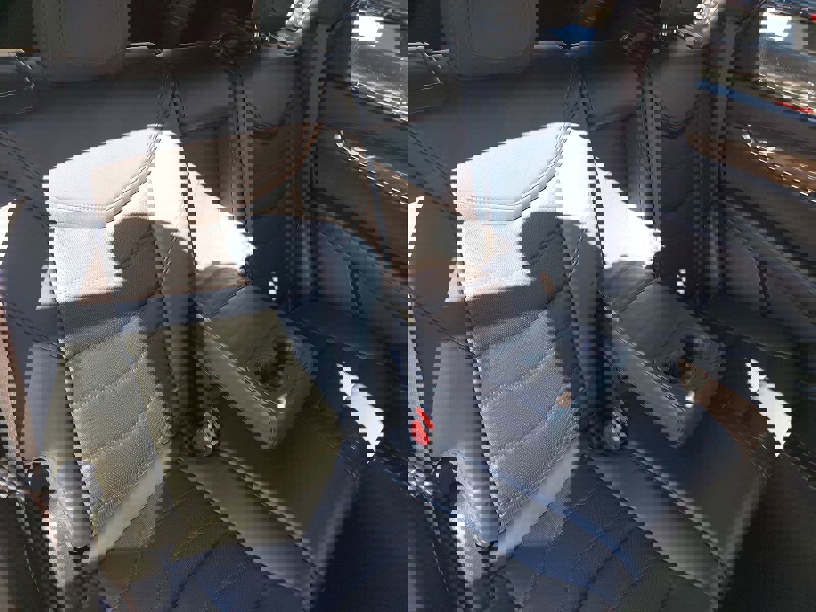 Used 2017 Cadillac XT5 Platinum image 11