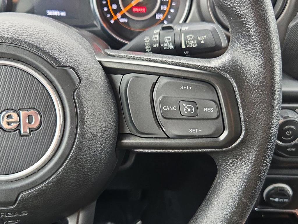 Certified 2022 Jeep Wrangler Willys image 23