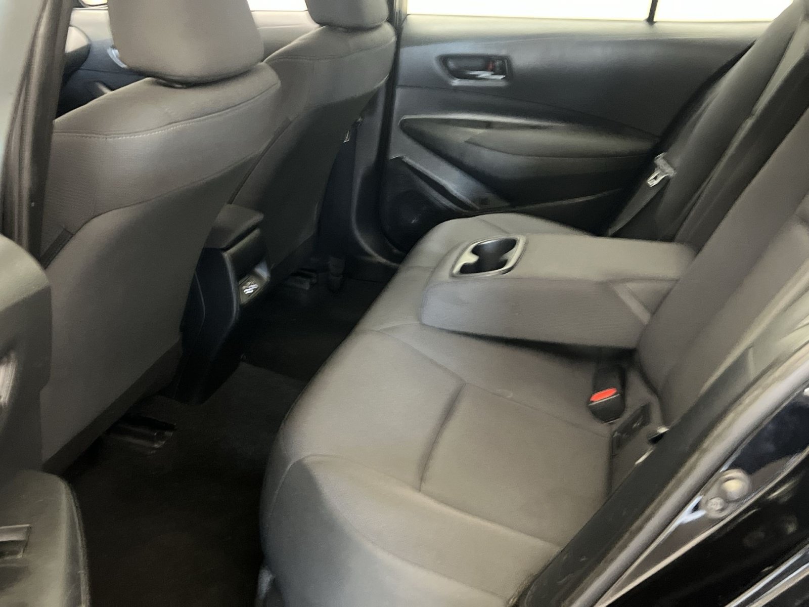 Used 2024 Toyota Corolla LE FWD image 24