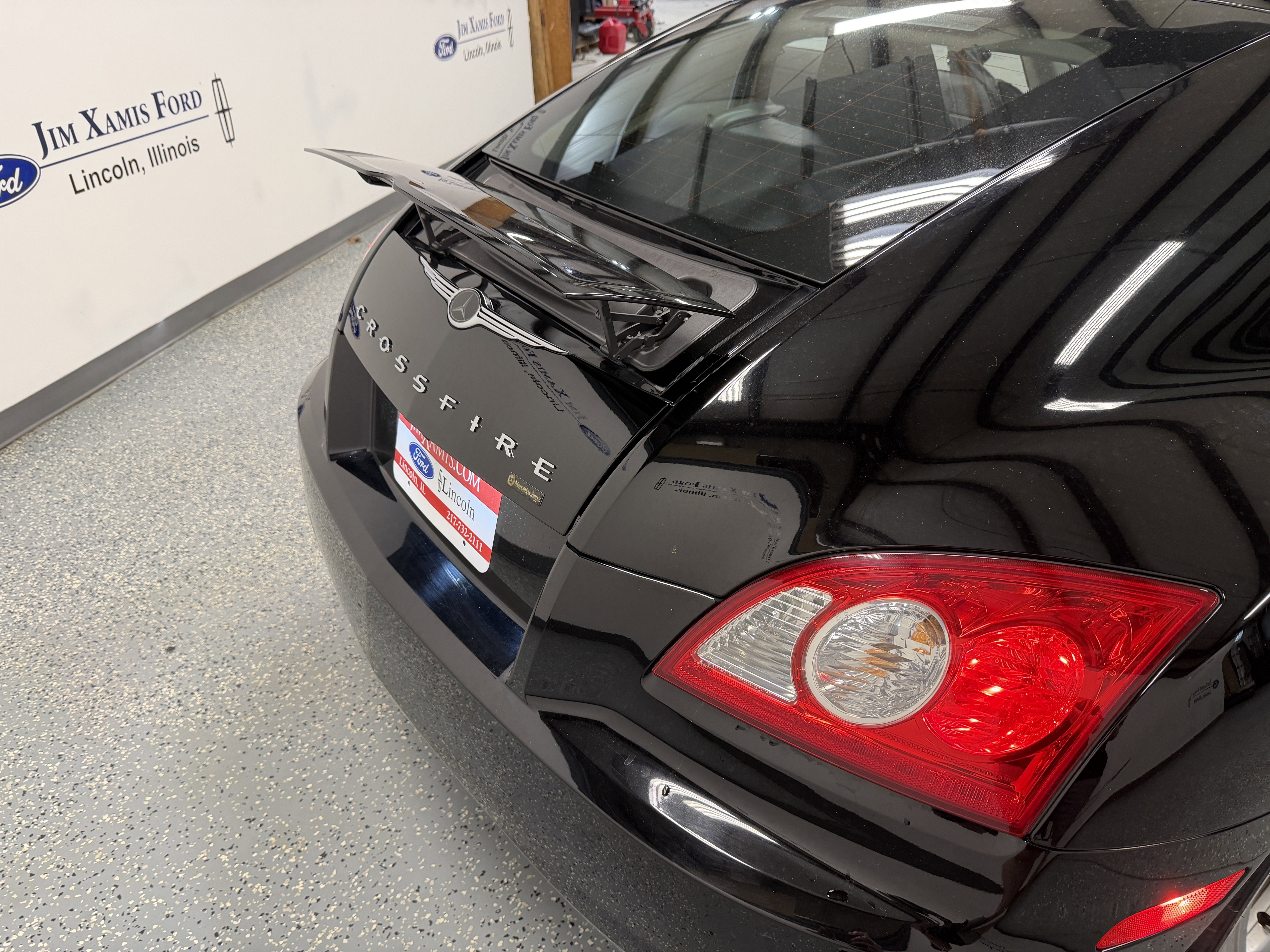 Used 2007 Chrysler Crossfire Coupe image 29