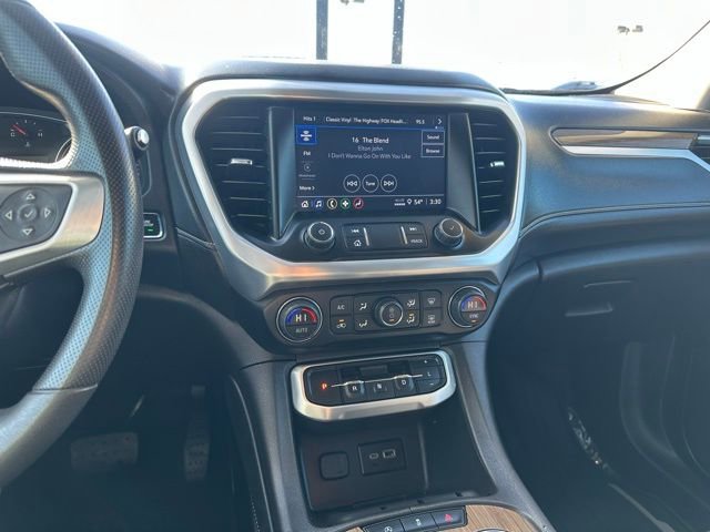Used 2023 GMC Acadia SLE w/ Driver Convenience Package image 24