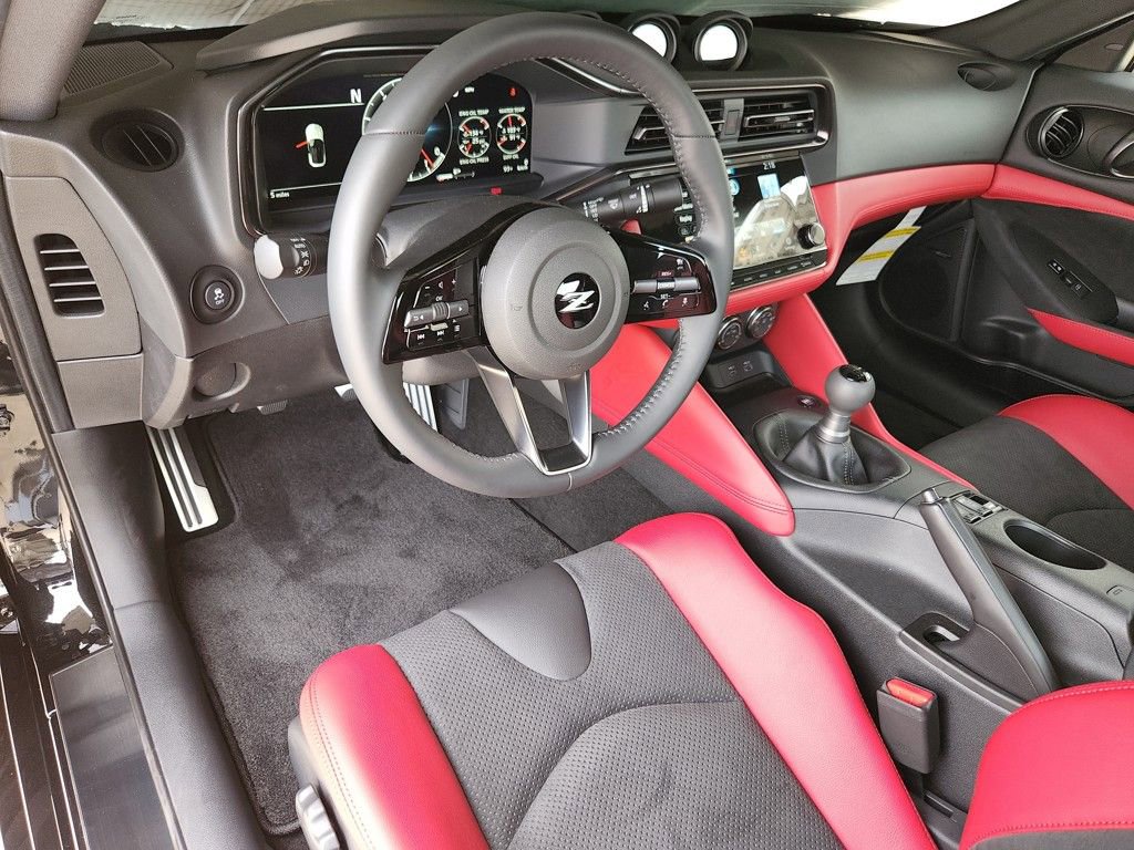 New 2025 Nissan Z Performance w/ Floor Mat Package image 6