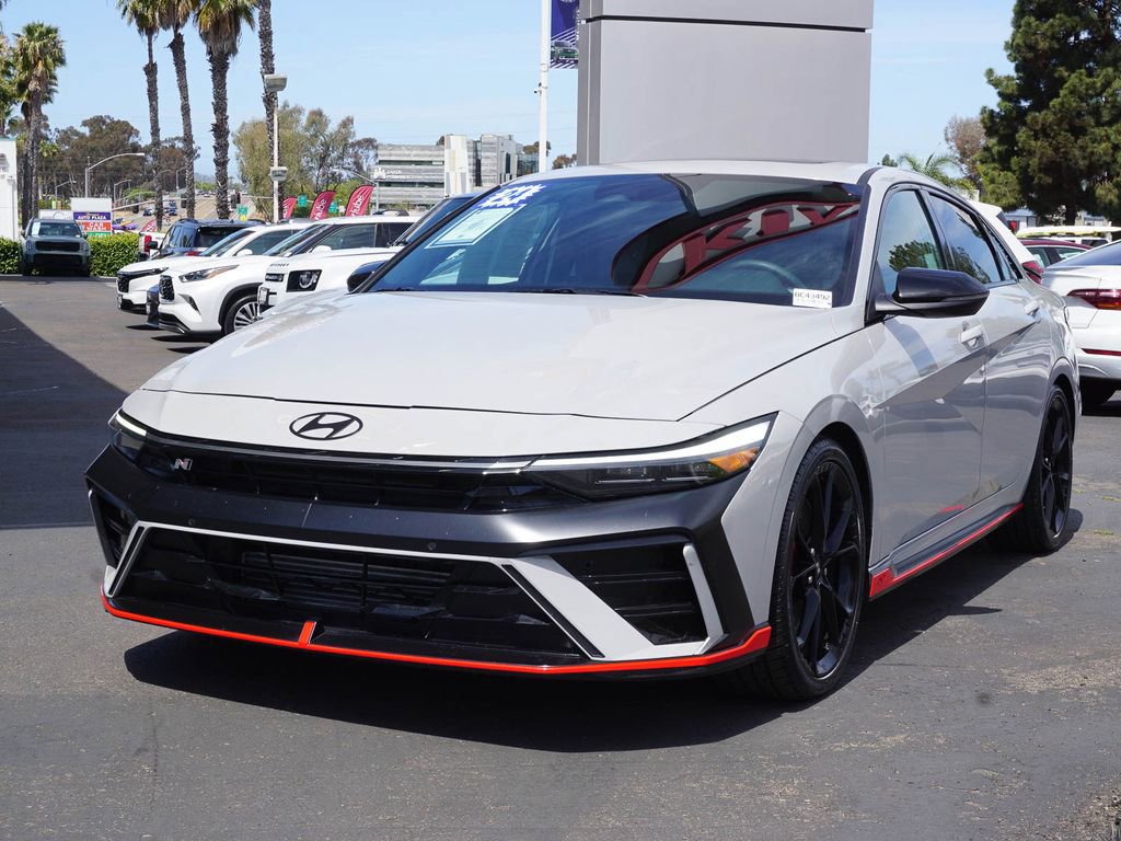 Used 2024 Hyundai Elantra N FWD image 4