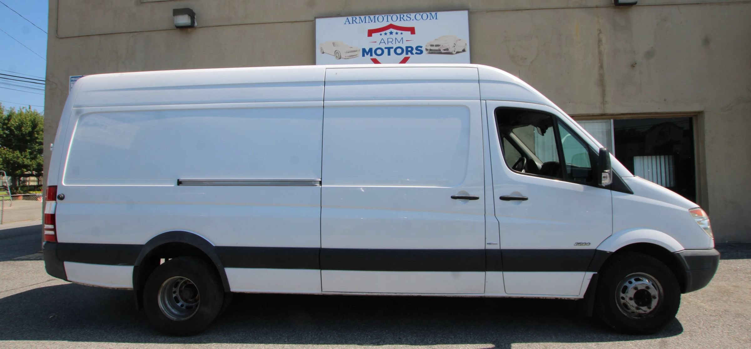 Used 2012 Mercedes-Benz Sprinter 3500 image 4