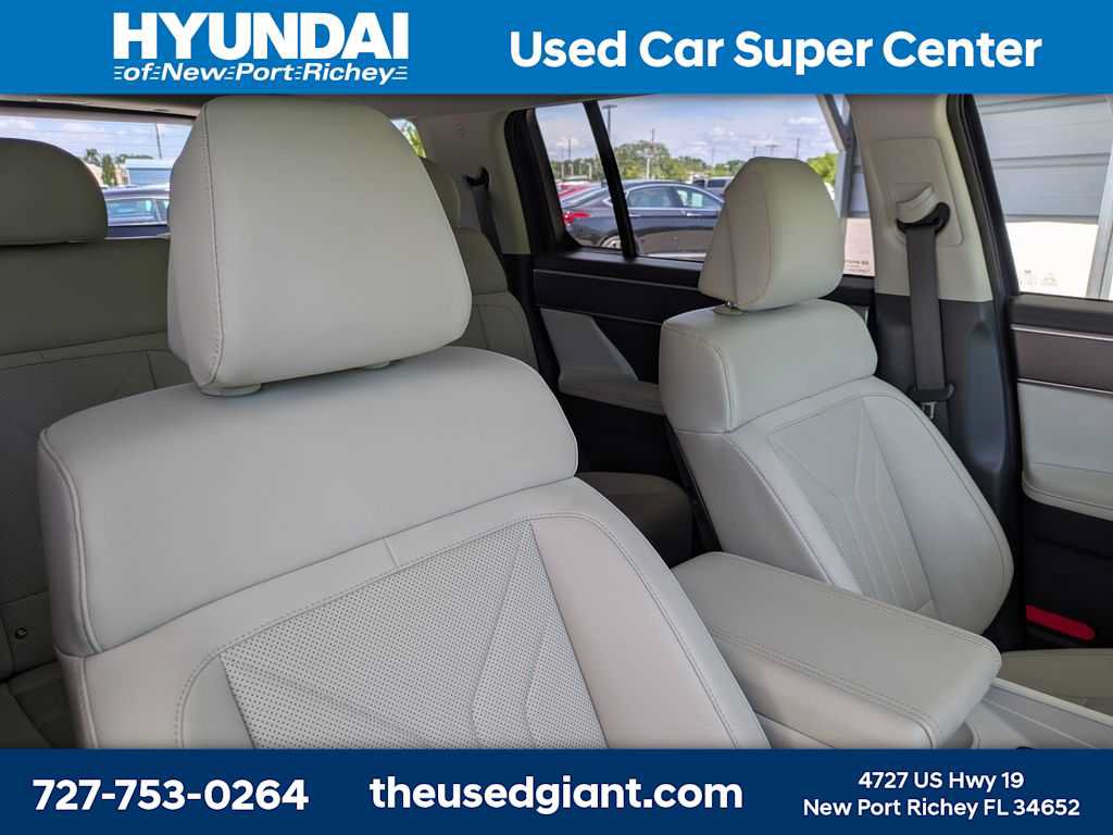 Used 2026 Hyundai Santa Fe SEL w/ Tow & Go Package FWD image 5