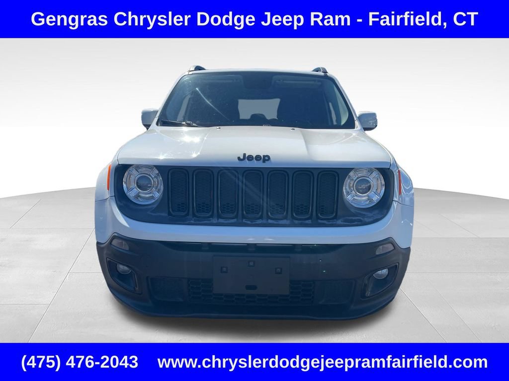 Used 2017 Jeep Renegade Altitude AWD/4WD image 2