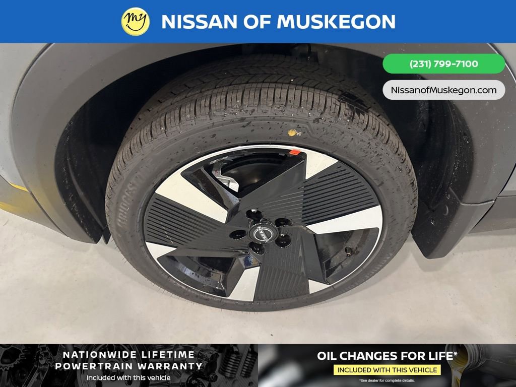 New 2026 Nissan Kicks SR w/ Cold Weather Package FWD image 9