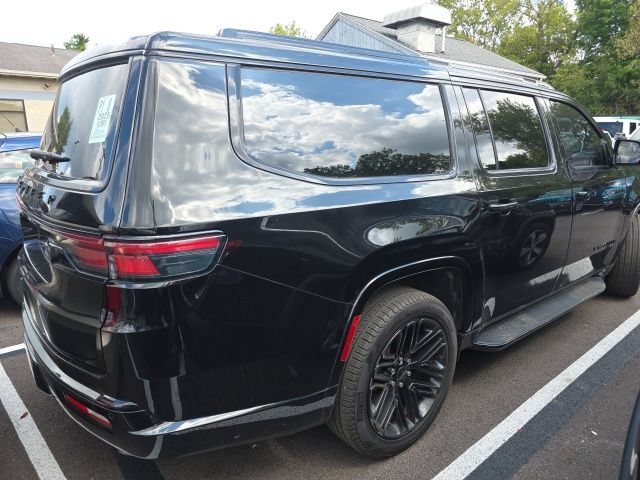 Used 2025 Jeep Wagoneer L Series II w/ Premium Group I AWD/4WD image 8
