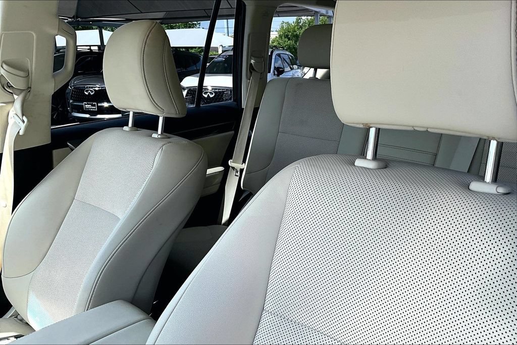Used 2023 Lexus GX 460 Premium w/ Premium Package AWD/4WD image 4