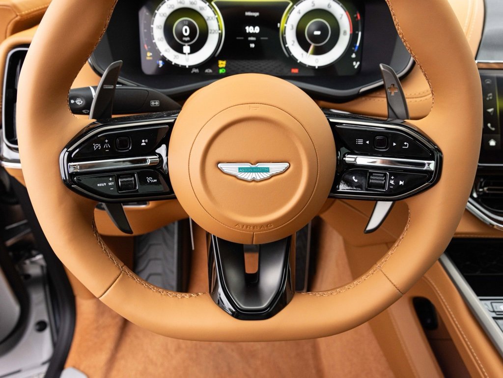 New 2026 Aston Martin DBX 707 image 24