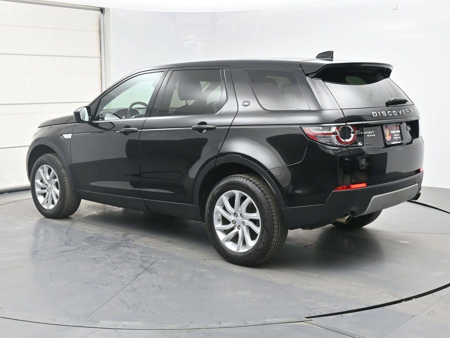 Used 2017 Land Rover Discovery Sport HSE image 25