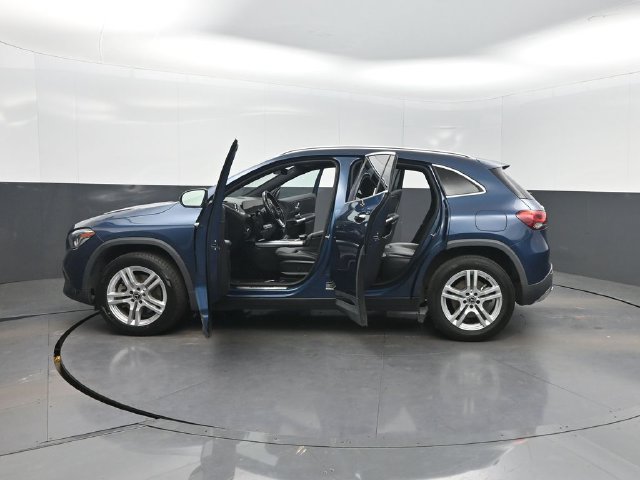 Used 2023 Mercedes-Benz GLA 250 4MATIC w/ Premium Package image 41
