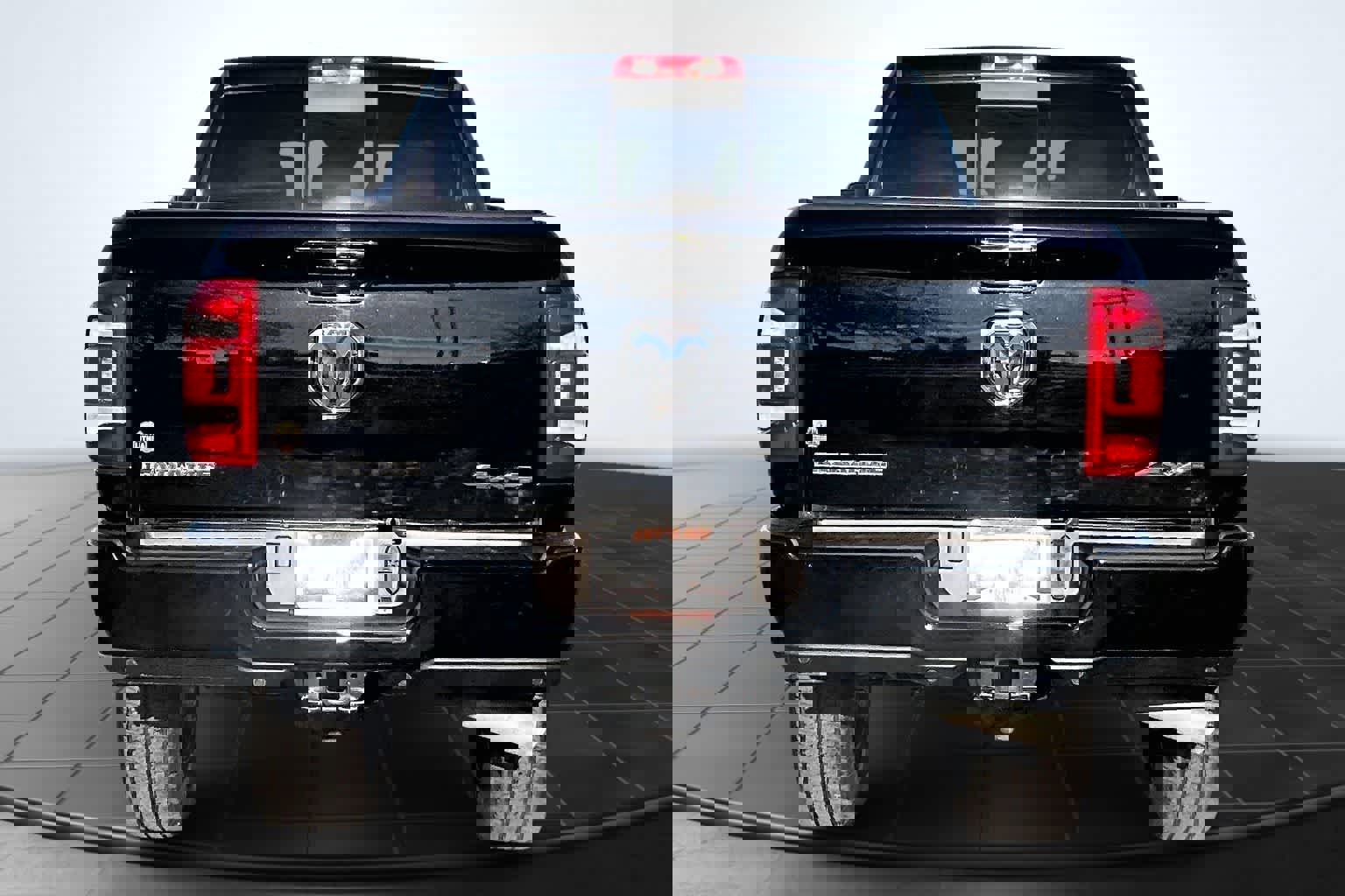 Used 2024 RAM 2500 Laramie w/ Safety Group image 5