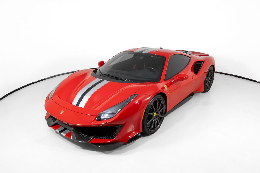 Used 2020 Ferrari 488 Pista Coupe RWD image 2