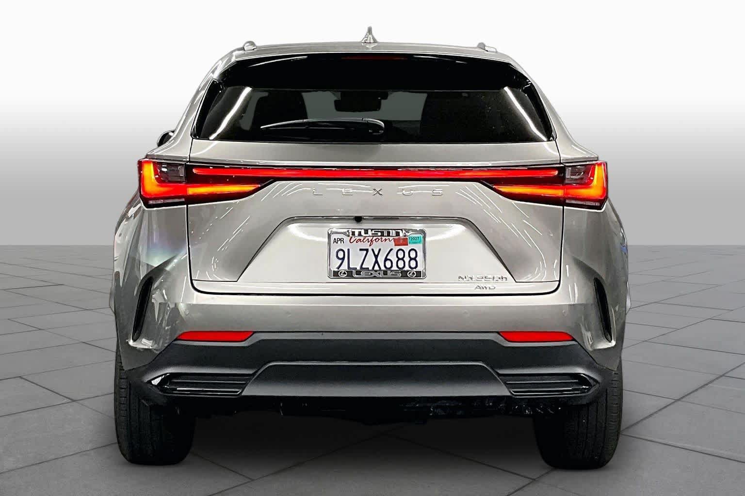 Used 2024 Lexus NX 350h AWD w/ Vision Package image 5