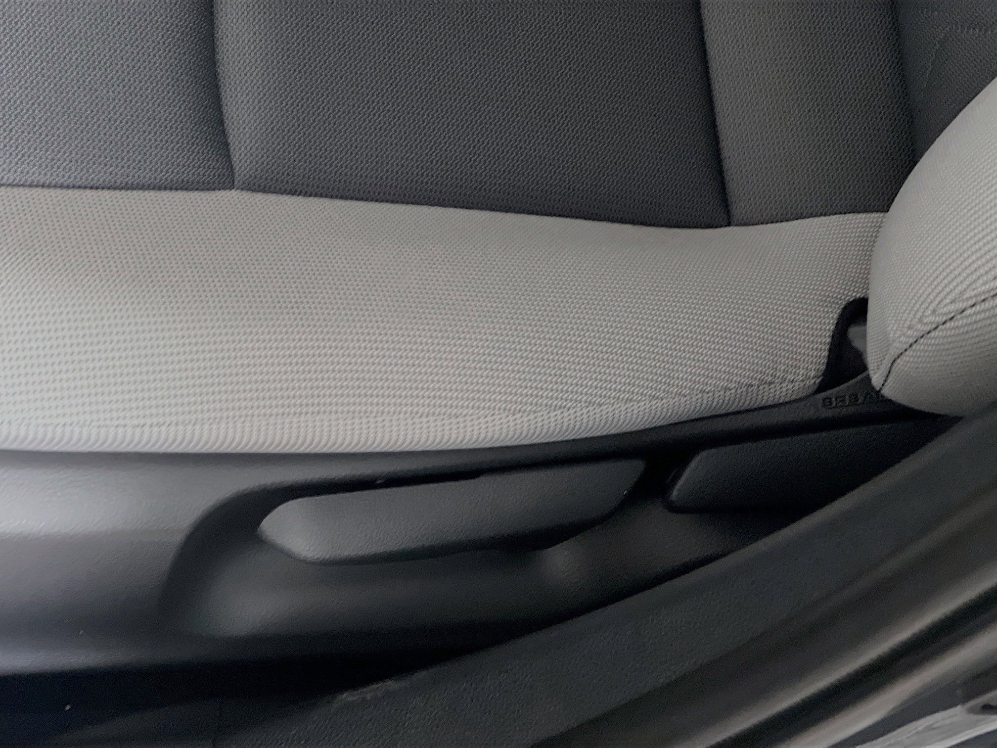 Used 2025 Toyota Corolla LE image 16