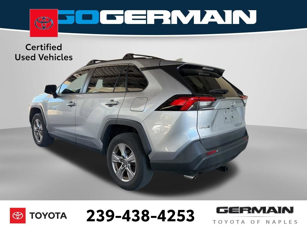 Used 2023 Toyota RAV4 XLE w/ Convenience Package FWD image 4