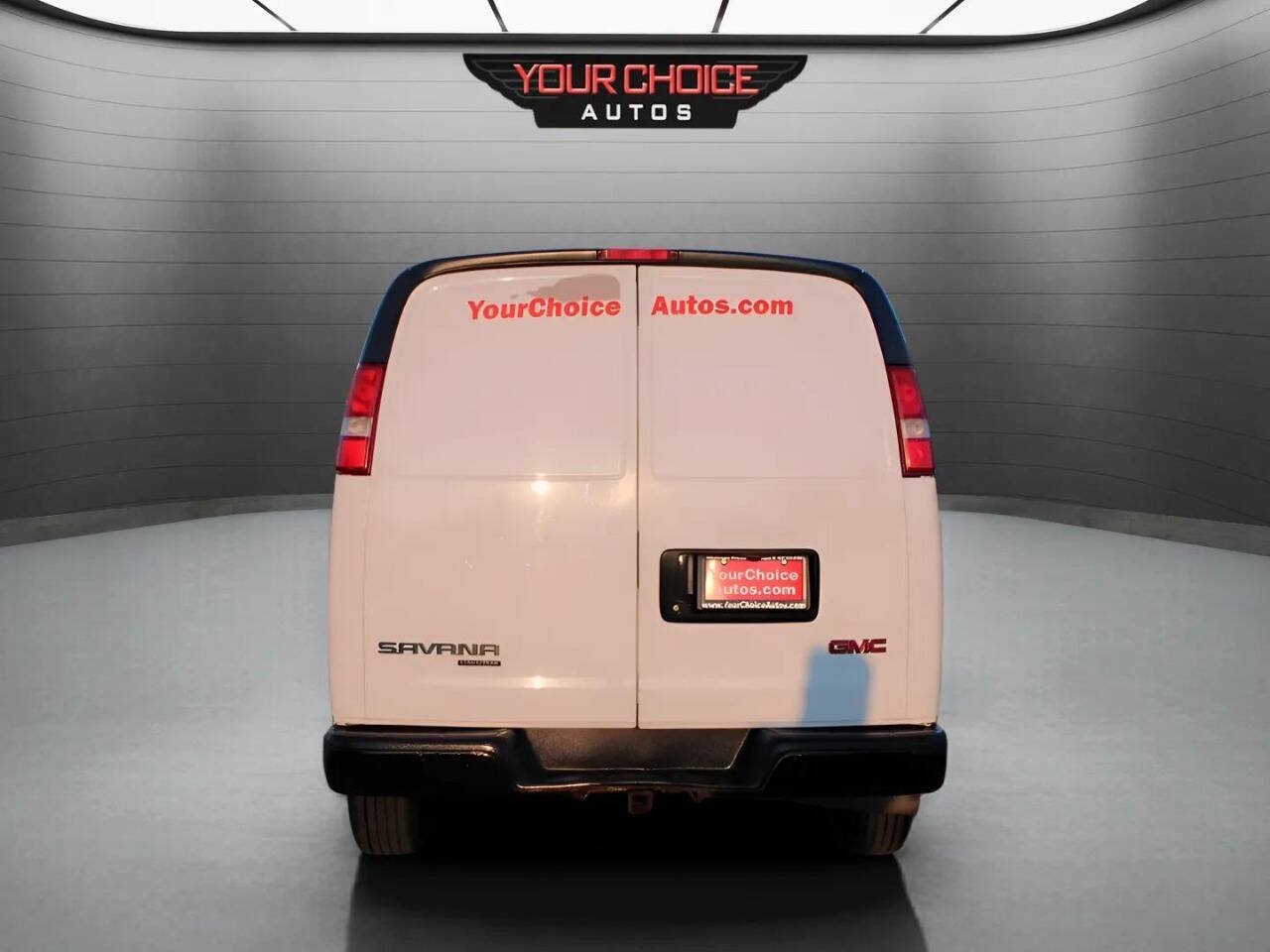 Used 2016 GMC Savana 3500 Extended RWD image 5