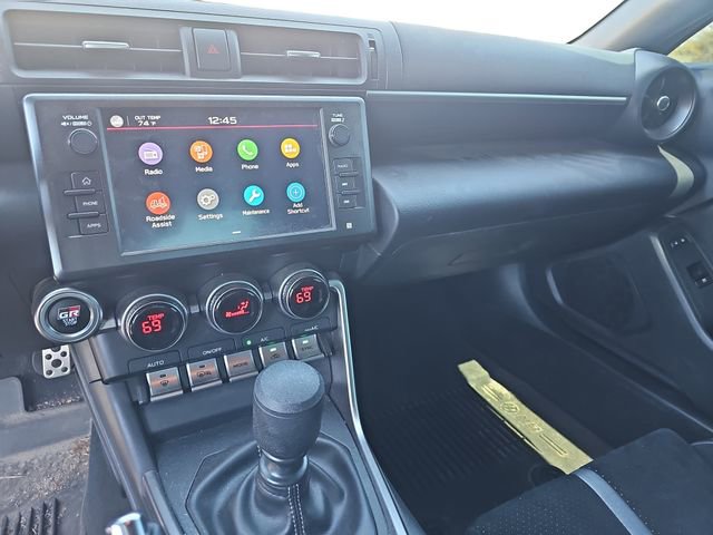 Used 2022 Toyota GR86 Premium image 17