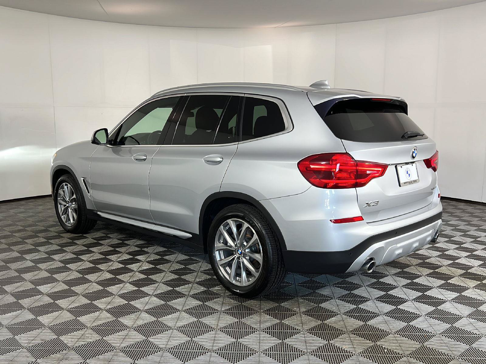Used 2019 BMW X3 xDrive30i w/ Driving Assistance Package AWD/4WD image 9
