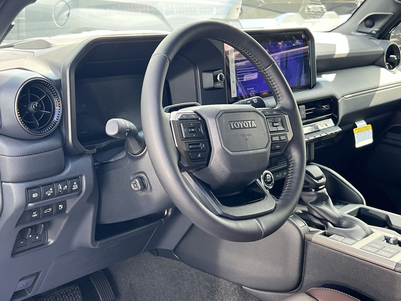 New 2027 Toyota Land Cruiser w/ Premium Package AWD/4WD image 11