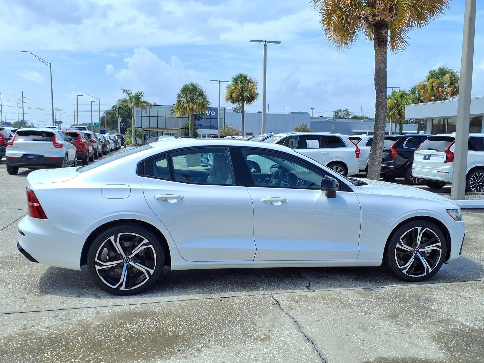 Certified 2023 Volvo S60 B5 Core w/ Climate Package FWD image 8