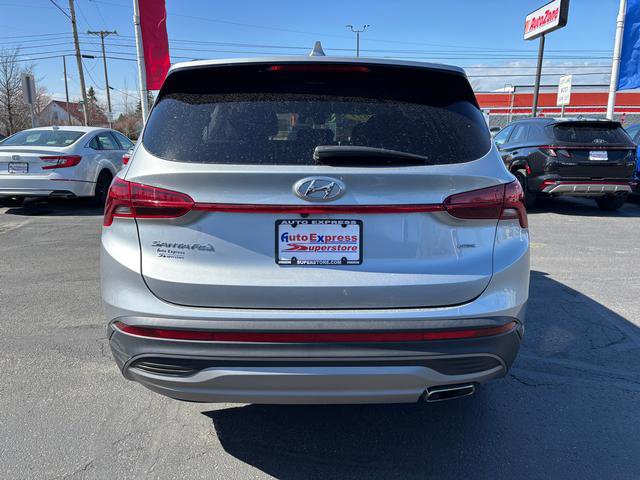 Used 2023 Hyundai Santa Fe SE image 6