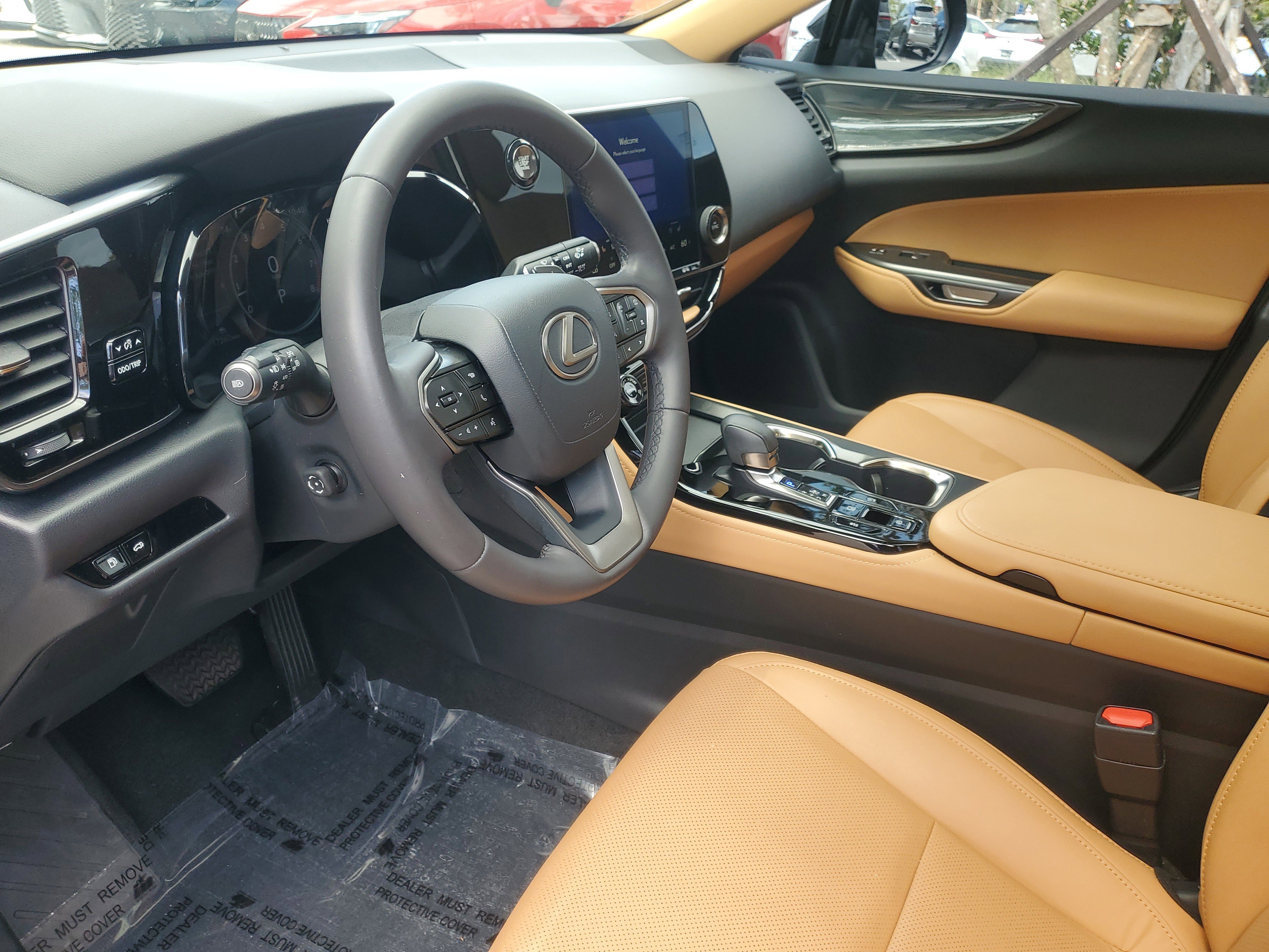 Used 2024 Lexus NX 250 FWD w/ Towing Package (2000 Lbs) image 16