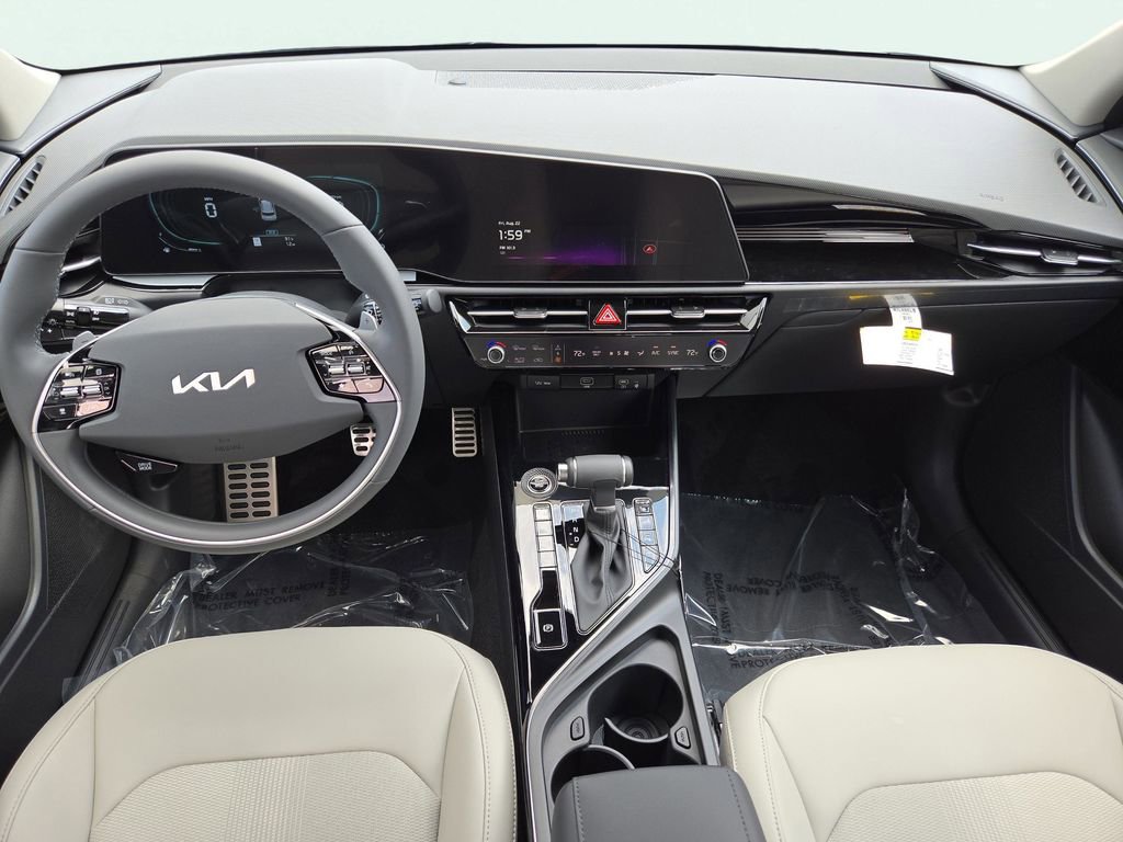 New 2025 Kia Niro EX Touring image 21