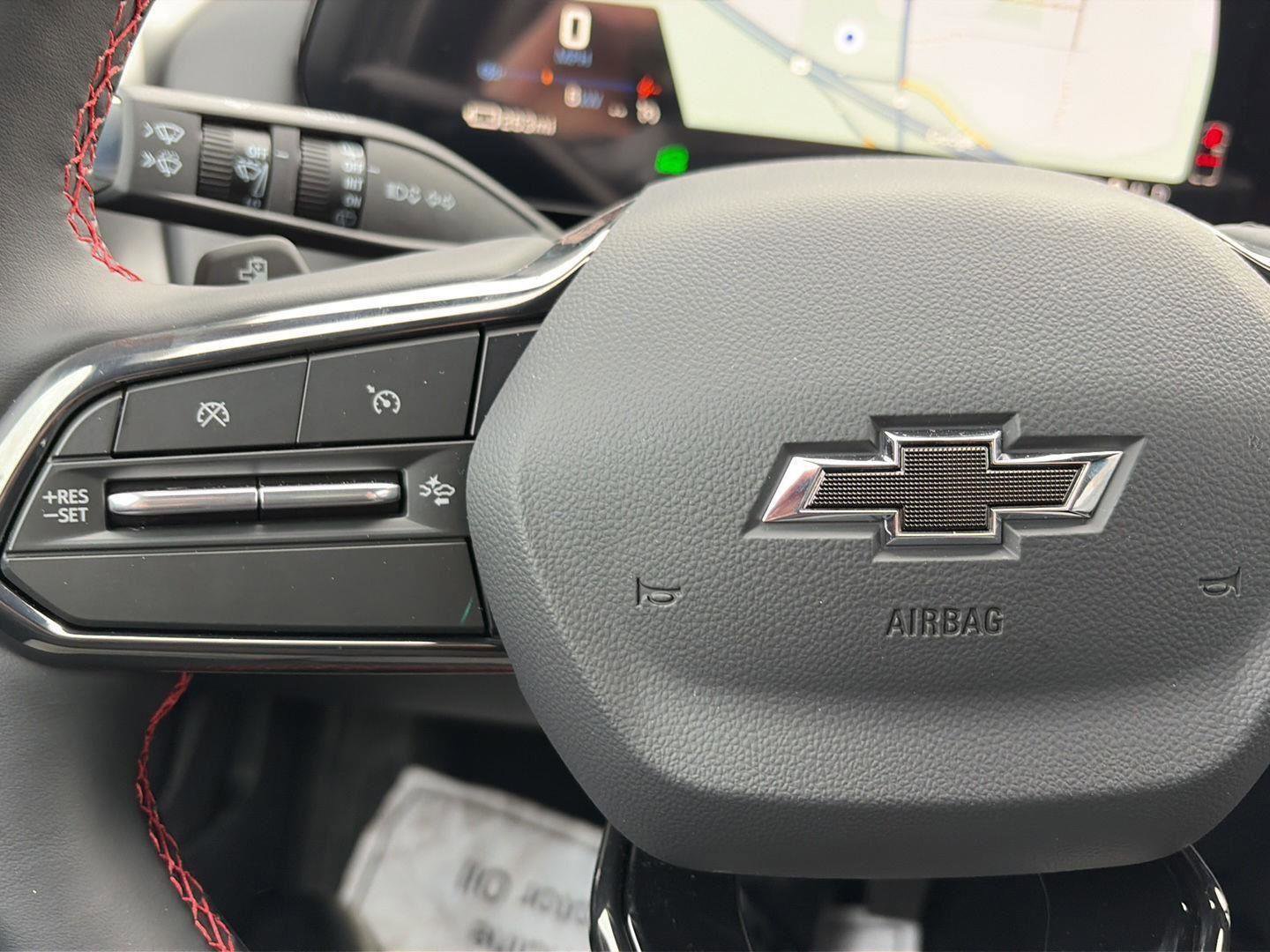 New 2026 Chevrolet Equinox EV RS image 9