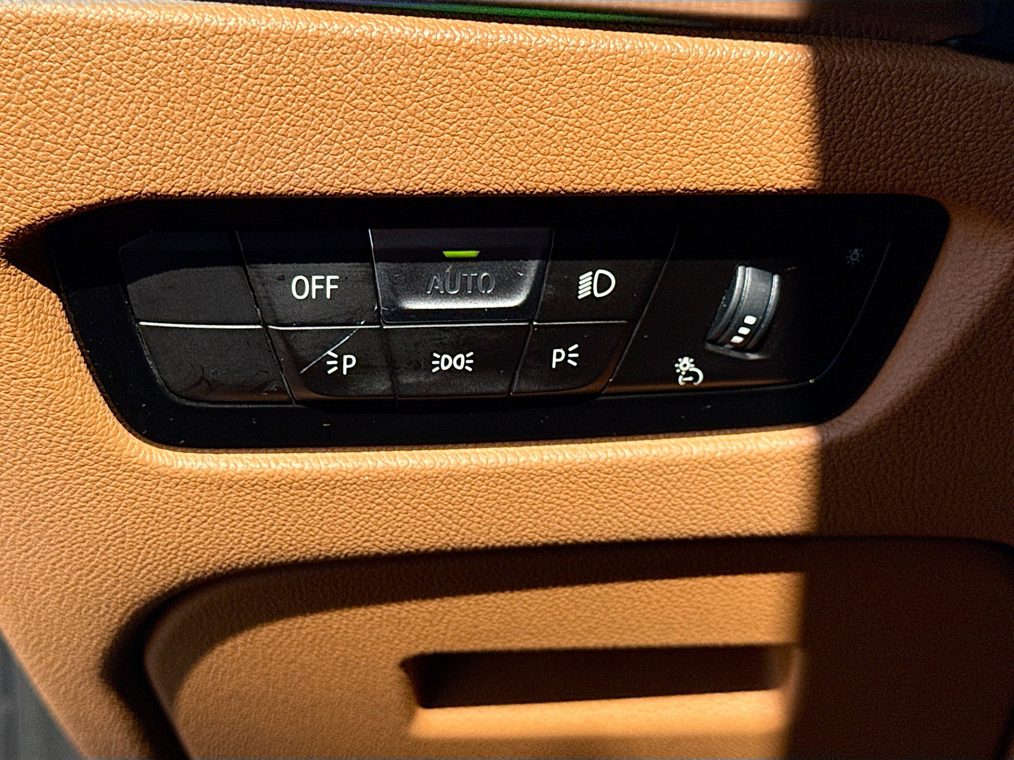 Used 2021 BMW M340i w/ Executive Package image 35