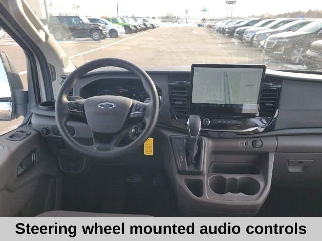Used 2024 Ford Transit 350 XLT image 4
