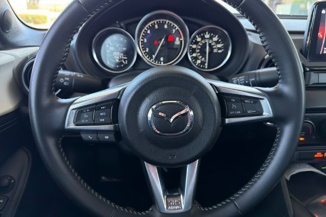 Used 2023 MAZDA MX-5 Miata Club w/ Brembo/BBS Recaro Package RWD image 26