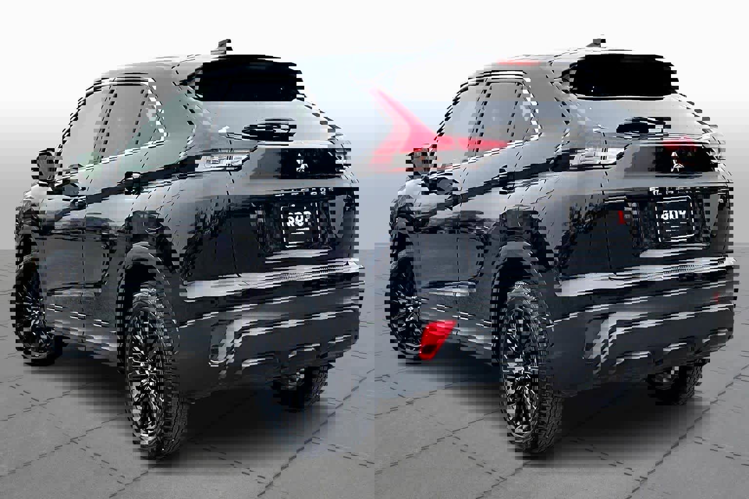 Used 2023 Mitsubishi Eclipse Cross LE image 12